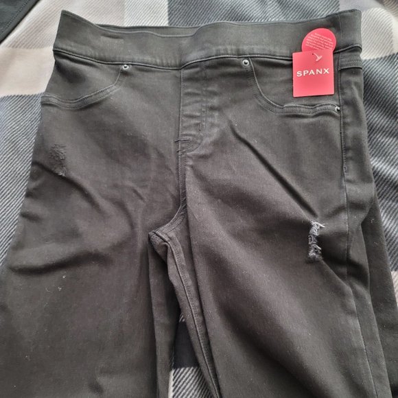 SPANX Vintage Distressed Skinny Jeans - Picture 6 of 9